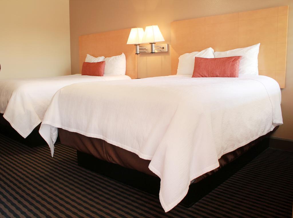 Travelodge By Wyndham ואלחו מראה חיצוני תמונה